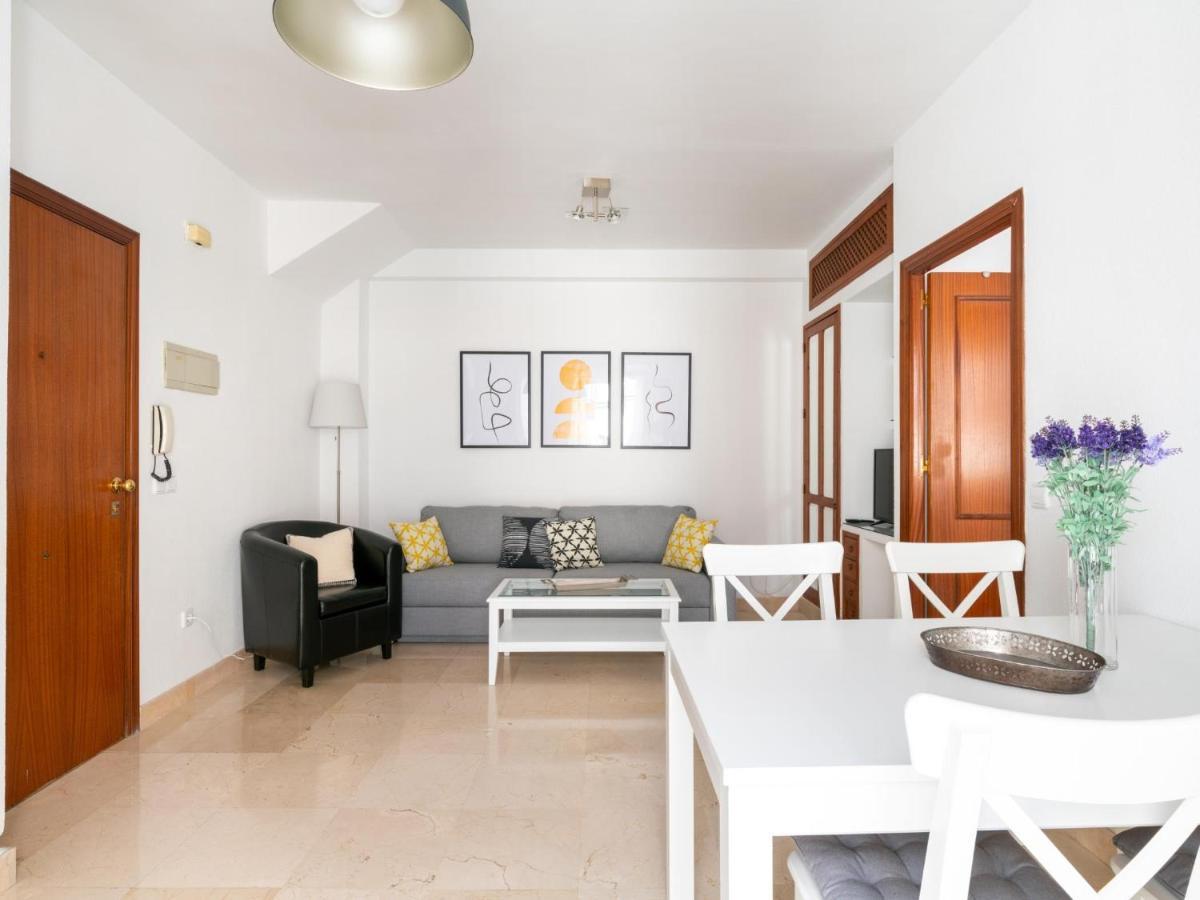 Vr excelente ubicacion luminoso apt para parejas Sevilla Exterior foto