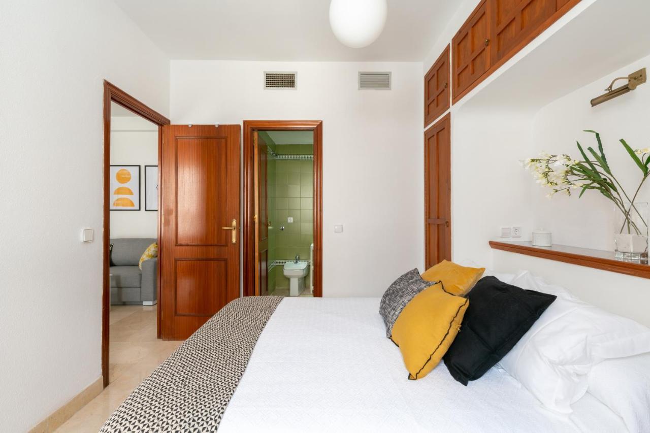 Vr excelente ubicacion luminoso apt para parejas Sevilla Exterior foto